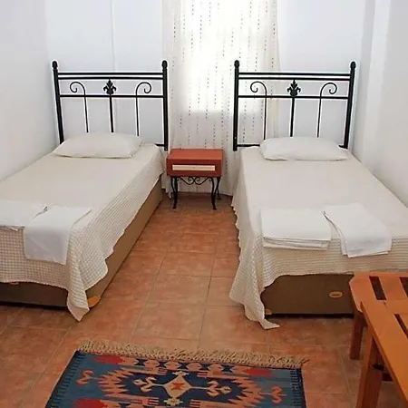 Sleeps 5 Pool Air Con Villa *